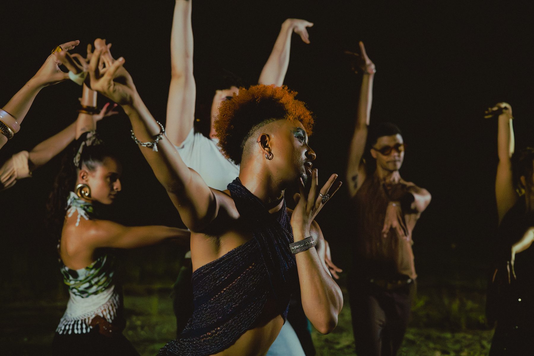 BEZZI editorial